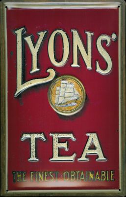 A113 Lyons Tea                                     
